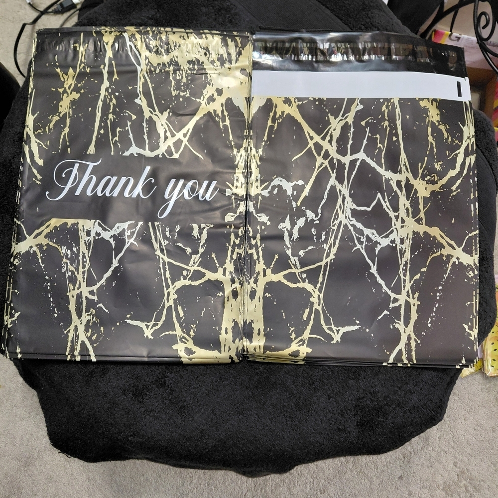 20ct. 10x13 Polymailers Bonus: Random Thank You Cards/Stickers - Picture 6 of 6